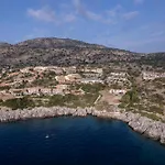 Apostolata Island &