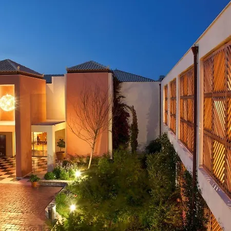 Apostolata Island & 4* Eleios-Pronnoi