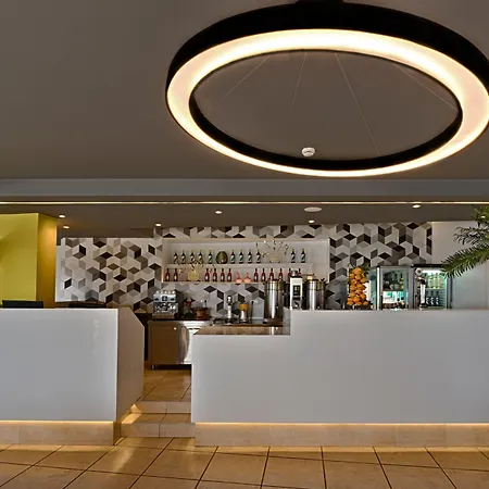 Louis Apostolata Island Semesteranläggning (resort) 5*