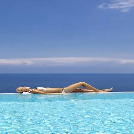 Apostolata Island & 4* Eleios-Pronnoi