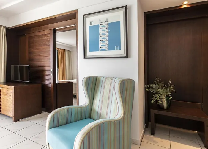 Louis Apostolata Island 5* Eleios-Pronnoi