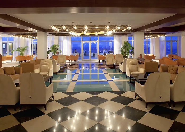 Louis Apostolata Island Resort Eleios-Pronnoi