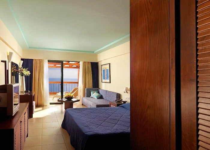 Louis Apostolata Island 4* Eleios-Pronnoi