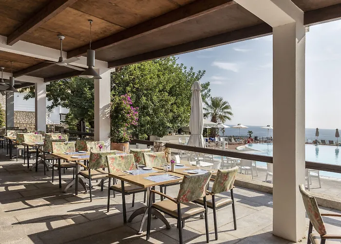 Louis Apostolata Island 5*