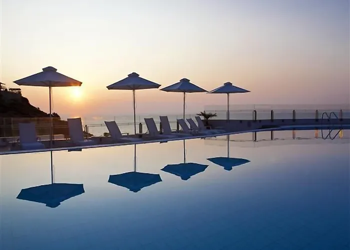 Louis Apostolata Island Eleios-Pronnoi