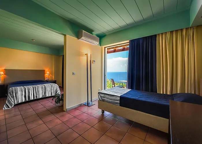 Louis Apostolata Island Semesteranläggning (resort) 5*