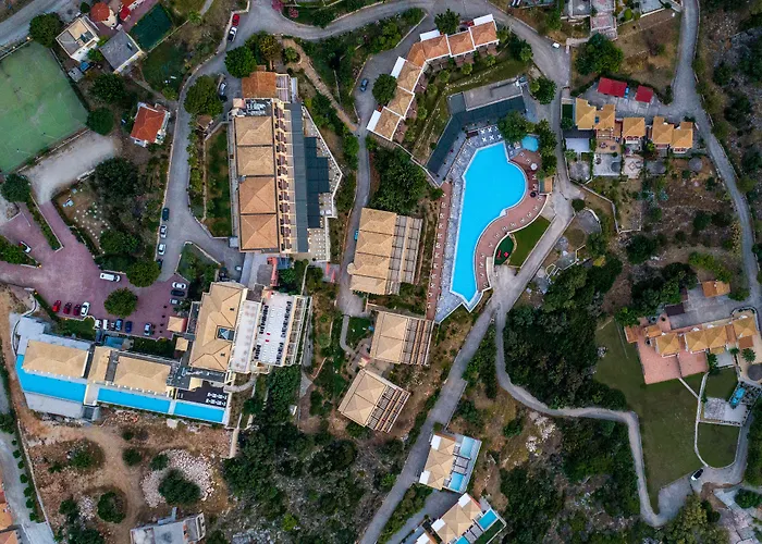 Louis Apostolata Island Semesteranläggning (resort)