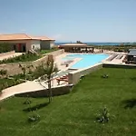 Resort Apostolata Island 4*